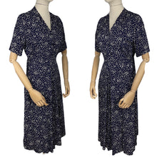 Load image into Gallery viewer, Original 1940's Classic Cotton Day Dress in Blue and White Print - Bust 38 40 *