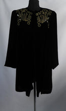 Load image into Gallery viewer, 1940s Black Velvet Evening Jacket with Soutache and Sequins - B38/40