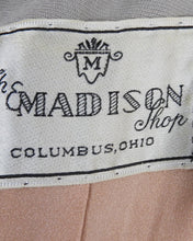 Load image into Gallery viewer, 1940s American Wool Suit Jacket - B36