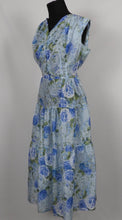 Load image into Gallery viewer, 1950s Blue Roses Nylon Dress - B38/40