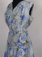 Load image into Gallery viewer, 1950s Blue Roses Nylon Dress - B38/40