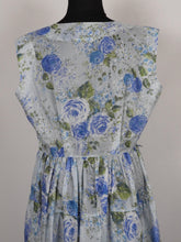 Load image into Gallery viewer, 1950s Blue Roses Nylon Dress - B38/40