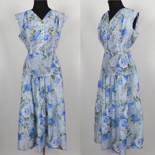 Load image into Gallery viewer, 1950s Blue Roses Nylon Dress - B38/40