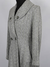 Load image into Gallery viewer, 1940s Fit and Flare Princess Coat - B37