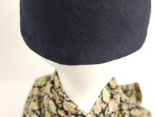 Load image into Gallery viewer, 1930s Navy Felt and Black Velvet Beaded Evening Hat