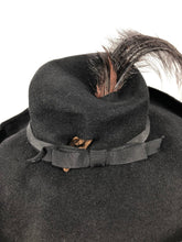 Load image into Gallery viewer, 1940s Wide Black Felt Hat With Huge Feather Trim