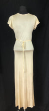 Load image into Gallery viewer, 1940's Yellow Celanese Nightdress - B34