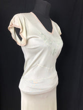 Load image into Gallery viewer, 1940s Green Celanese Nightdress - B34