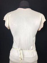 Load image into Gallery viewer, 1940s Green Celanese Nightdress - B34