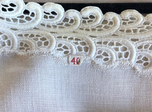 Load image into Gallery viewer, 1940s Walpoles of London Cream Linen Day Dress - B36/38