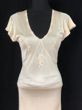 Load image into Gallery viewer, 1940's Yellow Celanese Nightdress - B34