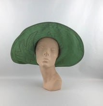 Load image into Gallery viewer, RESERVED FOR LOU - 1920s 1930s Green and Pink Fabric Sun Hat - Beach Wear