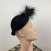 Load image into Gallery viewer, Original 1920s or 1930s Black Fur Felt and Ostrich Feather Hat - Deco - Flapper