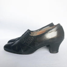Load image into Gallery viewer, Original 1920s 1930s Black Leather Court Shoes by Mansfield - UK 3.5 or 4