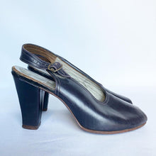 Load image into Gallery viewer, Original 1940s Brevitt Navy Leather Sling Back Peep Toe Shoes - UK 3 3.5 *