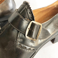 Load image into Gallery viewer, CC41 1940s Black Leather Walking Shoes with Buckle - UK 5