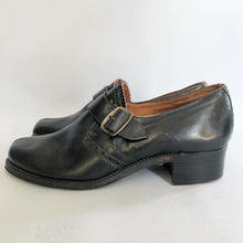 Load image into Gallery viewer, CC41 1940s Black Leather Walking Shoes with Buckle - UK 5