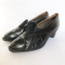 Load image into Gallery viewer, Original 1930s Black Leather and Suede Court Shoes - UK 4 4.5