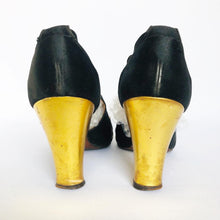 Load image into Gallery viewer, 1940s Russell & Bromley Black and Gold Evening Shoes - UK 3 3.5
