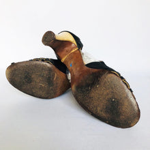 Load image into Gallery viewer, 1940s Russell & Bromley Black and Gold Evening Shoes - UK 3 3.5