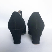 Load image into Gallery viewer, Original 1940s Black Suede Clarks Court Shoes - UK 4 4.5