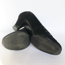 Load image into Gallery viewer, Original 1940s Black Suede and Leather Court Shoes - UK 3 3.5