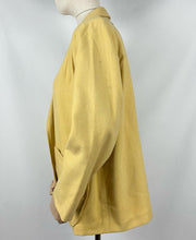 Load image into Gallery viewer, Original 1940s Pure Wool Swing Jacket In Soft Mustard Shade with Pockets - Bust 38 40 42