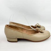 Load image into Gallery viewer, Original 1950's Dark Beige Leather Shoes with Gold Tone Trim - UK 6