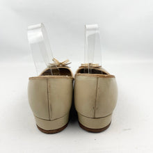 Load image into Gallery viewer, Original 1950's Dark Beige Leather Shoes with Gold Tone Trim - UK 6