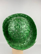 Load image into Gallery viewer, Original 1960s Vibrant Green Lacquered Raffia Hat with Grosgrain Trim