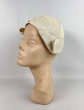 Load image into Gallery viewer, Original 1920's 1930's Fine Straw Cloche Hat in Cream - Perfect For Summer