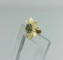 Load image into Gallery viewer, Vintage 1930s 1940s Tiny Carved Edelweiss Brooch
