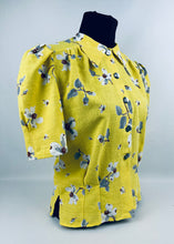 Load image into Gallery viewer, 1940s Reproduction Feed Sack Blouse with Dog Rose Print on Yellow - B34 35