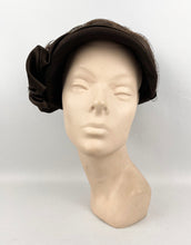 Load image into Gallery viewer, RESERVED Original 1930's Dark Brown Close Fitting Felt Hat with Feathers, Net and Ribbon Trim