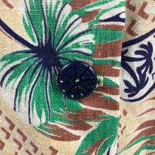 Load image into Gallery viewer, 1940s Reproduction Feed Sack Blouse in Palm Tree Print - Bust 34 36