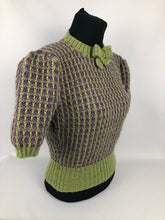 Load image into Gallery viewer, Reproduction 1940s Waffle Stripe Jumper Knitted from a Wartime Pattern in Heather and Fern - B 37 38 39 40 41