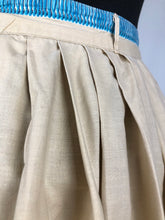 Load image into Gallery viewer, 1950s Novelty Print Puppy and Hat Border Print Skirt - Waist 23" 24" - Charming Piece