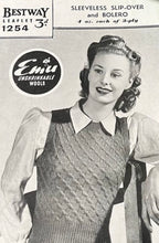 Load image into Gallery viewer, Reproduction 1940s Twisted Cable Slipover in Grass Green - Bust 34 35 36