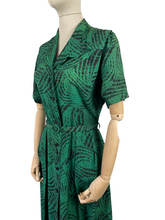 Load image into Gallery viewer, Original Mode O’Day Green and Black Belted Day Dress - Bust 36 38 *