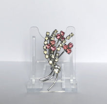 Load image into Gallery viewer, Vintage Clear and Pink Paste Flower Brooch
