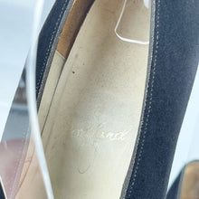 Load image into Gallery viewer, Original 1940's Wide Fitting Black Suede Court Shoes by Portland - UK 3 3.5