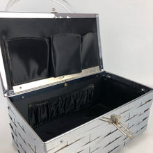 Load image into Gallery viewer, 1950s Woven Metal Box Bag with Clear Lucite Handle