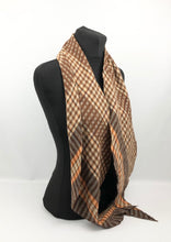Load image into Gallery viewer, 1930s 1940s Plaid Wool Pointed Cravat - Vintage Scarf