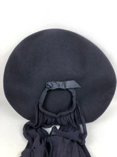 Load image into Gallery viewer, 1940s Midnight Blue American Made Felt Hat with Jersey Scarf
