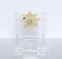 Load image into Gallery viewer, Vintage Carved Edelweiss Tourist Brooch