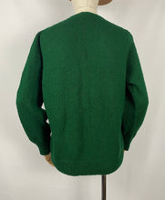 Load image into Gallery viewer, REPRODUCTION Women's Land Army Hand Knitted Jumper - Bust 40 42