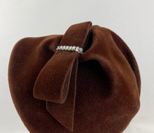 Load image into Gallery viewer, Charming 1950s Warm Brown Felt Hat with Bow and Paste Trim Detail