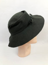 Load image into Gallery viewer, 1930s 1940s Dark Forest Green Felt Fedora