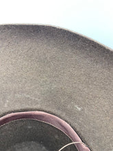 Load image into Gallery viewer, Original Late 1930s Early 1940s Chocolate Brown Felt Hat - Classic Shape