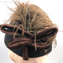 Load image into Gallery viewer, 1940s Felt Hat with Large Feather Trim and Brown Bow